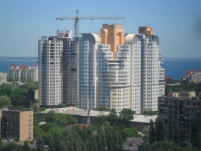 Как колебалась цена на квартиры Одессы в первом полугодии?