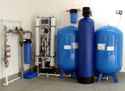 Установка системы очистки воды – важный этап подготовки дома для жизни